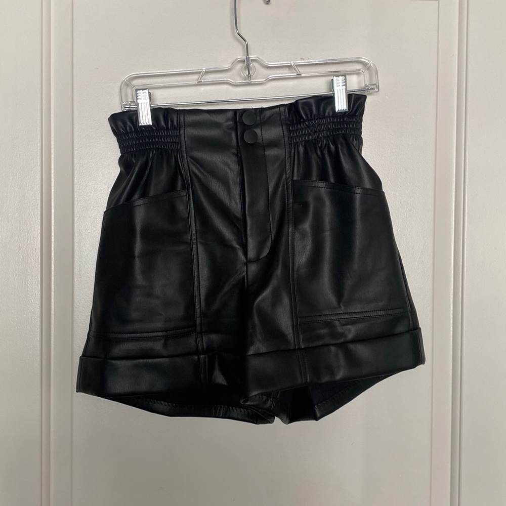 High Waisted, Paper-Bag Faux Leather Shorts w/Pockets - Size Small